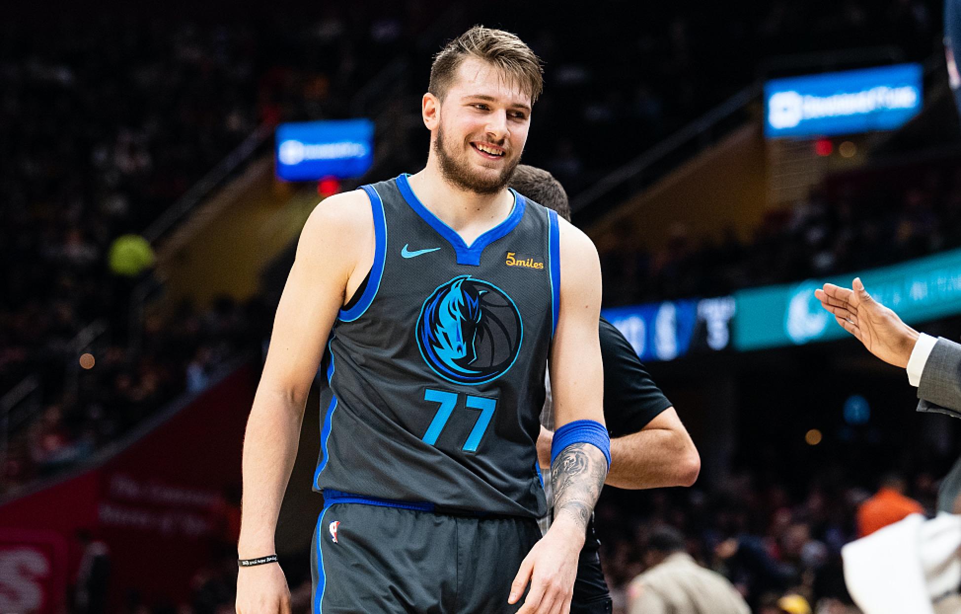 另一名球员 另一名球员