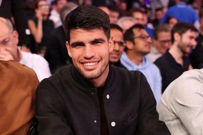 疑是一个沉 疑是一个沉